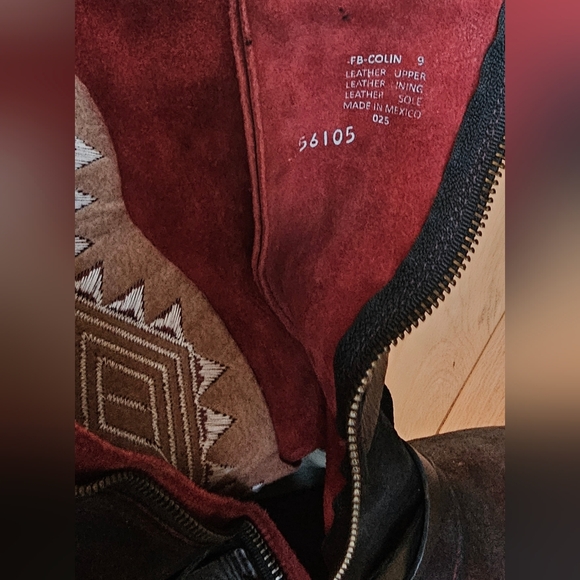 Freebird by Steven- Colin Leather Boot With Embroidery And Round Toe😍 - Picture 5 of 12